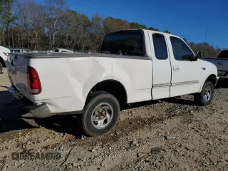 1997 Ford F-150 XL with VIN 1FTDX18W8VKC66938, listed as a Copart auction lot 47353935 with 231,994 mi miles and Salvage Title. Bid and sale history available at carsss.com. Image 3.
