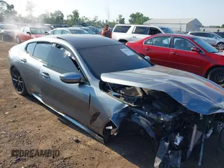 2022 BMW 8 Series M850i с VIN WBAGV8C04NCH67186, выставлен на аукционе IAAI как лот 42653440 с пробегом Не указан миль и . История ставок и продаж доступна на DreamBid. Изображение 1.