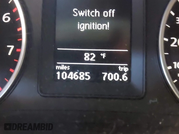 2011 Volkswagen Tiguan SE with VIN WVGBV7AXXBW533872, listed as a IAAI auction lot 40197835 with 104,685 mi miles and . Bid and sale history available at DreamBid. Image 7.