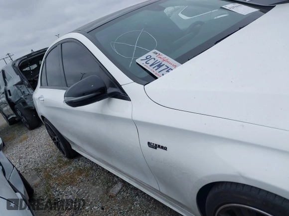 2018 Mercedes-Benz C 43 AMG with VIN 55SWF6EB5JU235937, listed as a IAAI auction lot 42050650 with 67,876 mi miles and . Bid and sale history available at carsss.com. Image 13.