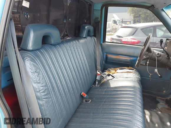 1993 GMC Sierra 1500 with VIN 1GTDC14H3PE518180, listed as a IAAI auction lot 41837262 with 380,405 mi miles and . Bid and sale history available at DreamBid. Image 8.