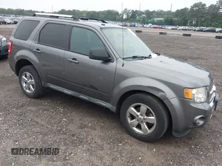 2011 Ford Escape Limited с VIN 1FMCU9E79BKA90554, выставлен на аукционе IAAI как лот 42498467 с пробегом 178 545 миль миль и . История ставок и продаж доступна на DreamBid. Изображение 1.