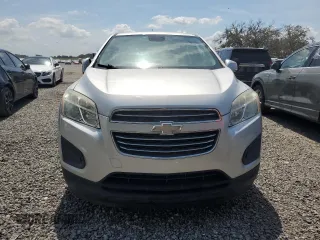 2016 Chevrolet Trax LS z VIN 3GNCJKSB8GL240048, wystawiony jako Copart lot #58243975 z przebiegiem 96 362 mil mil oraz Szkoda całkowita • Salvage title. Historia ofert i sprzedaży dostępna na DreamBid. Obrazek 5.