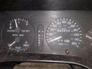 1996 Dodge Ram 1500 Work Special with VIN 1B7HC16X5TS698036, listed as a IAAI auction lot 41079518 with 220,948 mi miles. Bid and sale history available at carsss.com. Image 7.