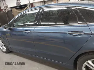 2018 Ford Fusion SE with VIN 3FA6P0HD6JR253375, listed as a IAAI auction lot 41945955 with 47,072 mi miles. Bid and sale history available at carsss.com. Image 14.