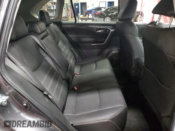 2024 Toyota RAV4 XLE Premium z VIN 2T3A1RFV6RW448518, wystawiony jako Copart lot #57974605 z przebiegiem 2 387 mil mil oraz Czysty tytuł • Clean title. Historia ofert i sprzedaży dostępna na DreamBid. Obrazek 11.
