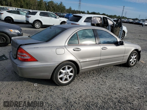 2004 Mercedes-Benz C 320 with VIN WDBRF64J24F545033, listed as a Copart auction lot 87768455 with 217,094 mi miles and Salvage Title. Bid and sale history available at DreamBid. Image 3.