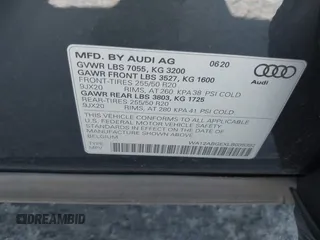 2020 Audi e-tron Sportback Premium Plus z VIN WA12ABGEXLB035392, wystawiony jako IAAI lot #42304663 z przebiegiem 35 382 mil mil oraz . Historia ofert i sprzedaży dostępna na DreamBid. Obrazek 9.