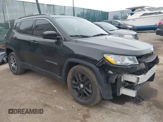 2018 Jeep Compass Latitude with VIN 3C4NJCBB7JT285996, listed as a IAAI auction lot 42063437 with 91,505 mi miles and . Bid and sale history available at DreamBid. Image 1.
