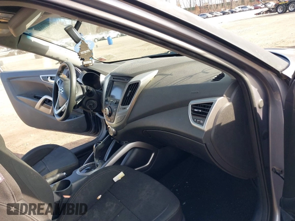 2013 Hyundai Veloster w/Black Int with VIN KMHTC6AD5DU172964, listed as a IAAI auction lot 41768827 with 102,782 mi miles and . Bid and sale history available at DreamBid. Image 5.