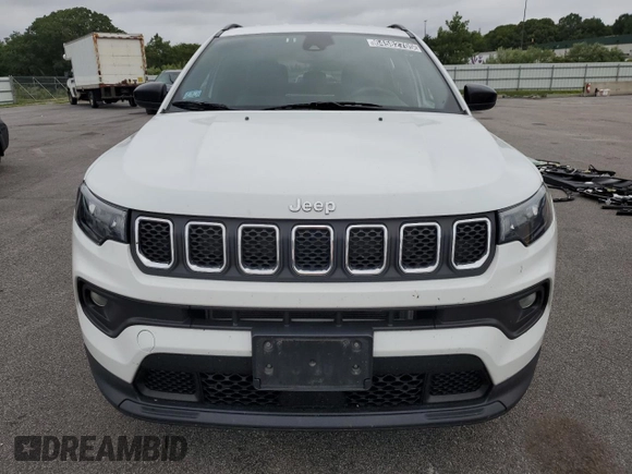 2023 Jeep Compass Latitude с VIN 3C4NJDBN3PT552673, выставлен на аукционе Copart как лот 64582705 с пробегом 69 194 миль миль и Чистый • Clean title. История ставок и продаж доступна на DreamBid. Изображение 5.