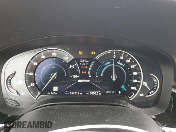 2018 BMW 5 Series 530e with VIN WBAJA9C51JG623288, listed as a Copart auction lot 52422925 with 137,612 mi miles and Clean title. Bid and sale history available at DreamBid. Image 9.