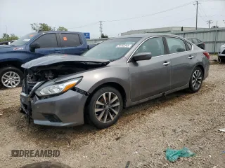 2017 Nissan Altima SR with VIN 1N4AL3AP8HC208359, listed as a Copart auction lot 59162345 with 135,021 mi miles and Salvage title. Bid and sale history available at DreamBid. Image 1.