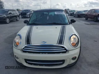 2012 MINI Hardtop with VIN WMWSU3C53CT542313, listed as a Copart auction lot 55098295 with 126,884 mi miles and Salvage Title. Bid and sale history available at DreamBid. Image 5.