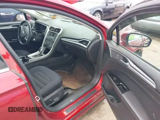 2015 Ford Fusion SE с VIN 3FA6P0HD8FR193753, выставлен на аукционе IAAI как лот 42388965 с пробегом 62 673 миль миль и . История ставок и продаж доступна на DreamBid. Изображение 5.
