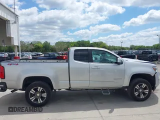 2018 Chevrolet Colorado 4WD LT with VIN 1GCHTCEN0J1230469, listed as a IAAI auction lot 42041284 with 130,228 mi miles and . Bid and sale history available at DreamBid. Image 13.