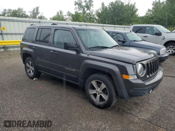 2016 Jeep Patriot Latitude with VIN 1C4NJRFB2GD532286, listed as a Copart auction lot 62236825 with 127,413 mi miles and Clean title. Bid and sale history available at DreamBid. Image 4.