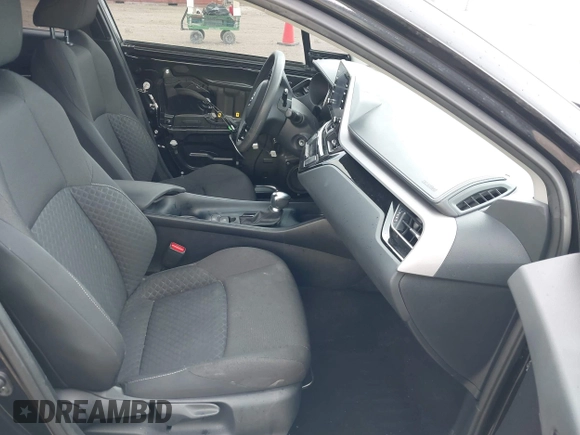 2020 Toyota C-HR LE with VIN NMTKHMBX6LR117858, listed as a IAAI auction lot 41912298 with 59,501 mi miles and . Bid and sale history available at DreamBid. Image 5.