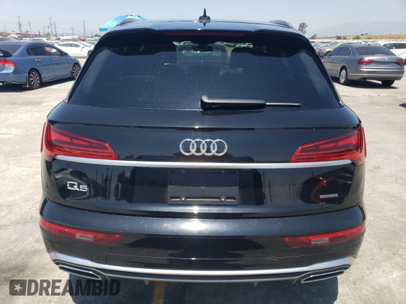 2021 Audi Q5 Premium Plus with VIN WA1E2AFY2M2061809, listed as a Copart auction lot 56331075 with 31,631 mi miles and Salvage title. Bid and sale history available at DreamBid. Image 6.