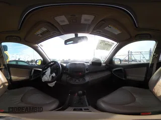 2010 Toyota RAV4 Limited с VIN 2T3DK4DV8AW024486, выставлен на аукционе IAAI как лот 42158773 с пробегом 142 276 миль миль и . История ставок и продаж доступна на DreamBid. Изображение 18.