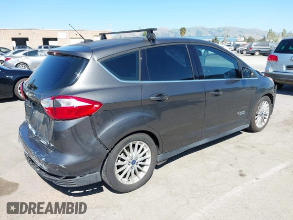 2016 Ford C-Max SEL z VIN 1FADP5CU1GL112085, wystawiony jako IAAI lot #42239257 z przebiegiem 88 149 mil mil oraz . Historia ofert i sprzedaży dostępna na DreamBid. Obrazek 4.