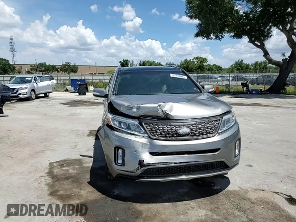 2014 Kia Sorento SX Limited with VIN 5XYKWDA71EG475877, listed as a Copart auction lot 61130985 with 183,941 mi miles and Salvage title. Bid and sale history available at DreamBid. Image 14.