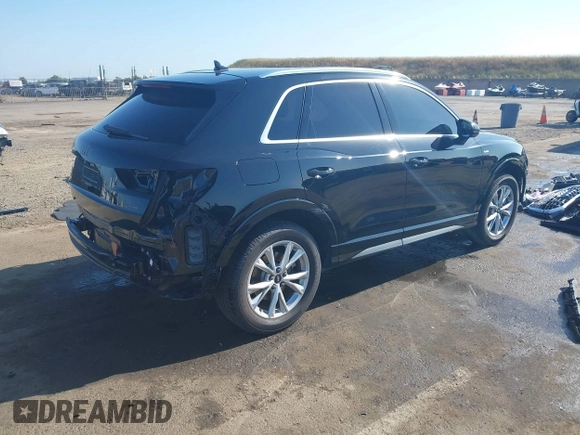 2022 Audi Q3 S line Premium with VIN WA1DECF32N1022633, listed as a IAAI auction lot 42141243 with 41,599 mi miles and . Bid and sale history available at DreamBid. Image 4.