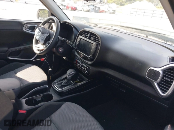 2023 Kia Soul LX with VIN KNDJ23AU2P7215902, listed as a IAAI auction lot 40337743 with 13,896 mi miles and . Bid and sale history available at DreamBid. Image 5.