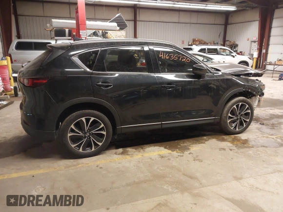 2023 Mazda CX-5 2.5 S Premium Package with VIN JM3KFBDM4P0229766, listed as a IAAI auction lot 41635720 with 38,664 mi miles. Bid and sale history available at carsss.com. Image 14.