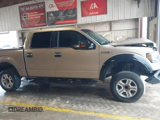 2014 Ford F-150 XL with VIN 1FTEW1CM8EFC32732, listed as a IAAI auction lot 41856708 with 169,574 mi miles. Bid and sale history available at carsss.com. Image 14.