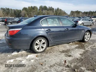 2010 BMW 5 Series 528i xDrive with VIN WBANV1C59AC389920, listed as a Copart auction lot 46808985 with 139,881 mi miles and Clean Title. Bid and sale history available at carsss.com. Image 3.