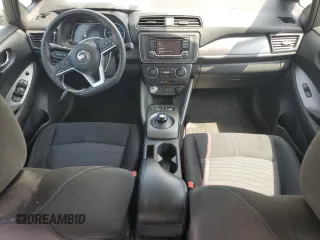 2018 Nissan LEAF SV z VIN 1N4AZ1CP2JC309113, wystawiony jako Copart lot #59573505 z przebiegiem 66 814 mil mil oraz Czysty tytuł • Clean title. Historia ofert i sprzedaży dostępna na DreamBid. Obrazek 8.