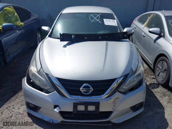 2018 Nissan Altima 2.5 SV with VIN 1N4AL3AP9JC163650, listed as a IAAI auction lot 41801388 with 1 mi miles. Bid and sale history available at carsss.com. Image 12.