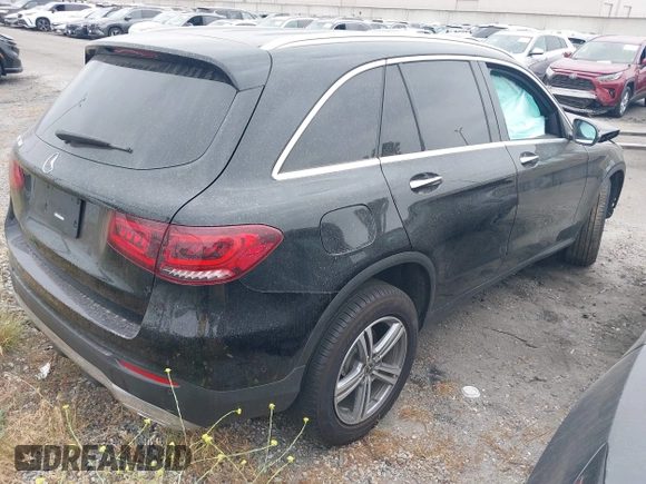 2022 Mercedes-Benz GLC 300 with VIN W1N0G8DB6NV391826, listed as a IAAI auction lot 42266256 with Not provided miles and . Bid and sale history available at DreamBid. Image 4.