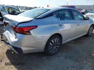 2024 Nissan Altima SV z VIN 1N4BL4DV6RN360313, wystawiony jako IAAI lot #42380837 z przebiegiem 44 189 mil mil oraz . Historia ofert i sprzedaży dostępna na DreamBid. Obrazek 4.