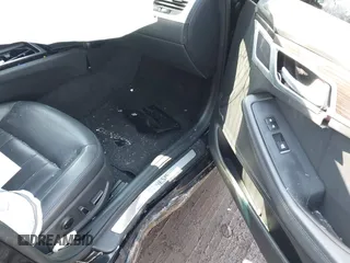 2017 Genesis G80 3.8L with VIN KMHGN4JEXHU178323, listed as a IAAI auction lot 41678966 with 63,268 mi miles. Bid and sale history available at carsss.com. Image 5.