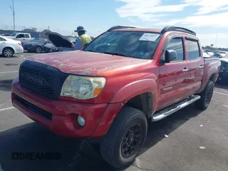 2007 Toyota Tacoma PreRunner with VIN 5TEJU62N77Z370439, listed as a IAAI auction lot 42674895 with 180,770 mi miles and . Bid and sale history available at DreamBid. Image 2.