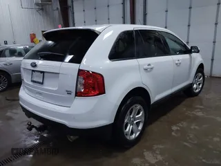 2014 Ford Edge SEL z VIN 2FMDK4JC9EBB06783, wystawiony jako IAAI lot #42047206 z przebiegiem 125 963 mil mil oraz . Historia ofert i sprzedaży dostępna na DreamBid. Obrazek 4.
