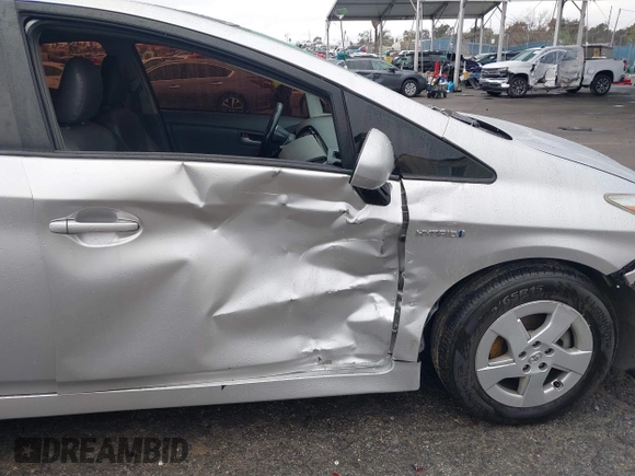 2011 Toyota Prius I with VIN JTDKN3DU3B1452918, listed as a IAAI auction lot 41513974 with 345,329 mi miles and . Bid and sale history available at DreamBid. Image 6.