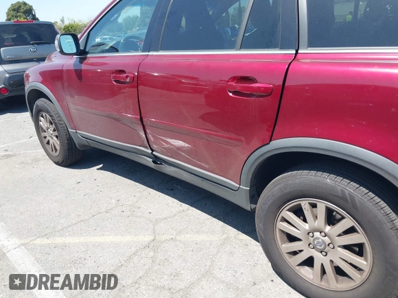 2008 Volvo XC90 I6 с VIN YV4CY982081464909, выставлен на аукционе IAAI как лот 41933302 с пробегом 167 255 миль миль и . История ставок и продаж доступна на DreamBid. Изображение 6.