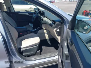 2022 Ford Escape SE with VIN 1FMCU9G66NUA65592, listed as a IAAI auction lot 42810329 with 77,152 mi miles and . Bid and sale history available at DreamBid. Image 5.