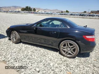2013 Mercedes-Benz SLK 250 z VIN WDDPK4HA6DF069653, wystawiony jako Copart lot #63466965 z przebiegiem 147 749 mil mil oraz Szkoda całkowita • Salvage title. Historia ofert i sprzedaży dostępna na DreamBid. Obrazek 2.