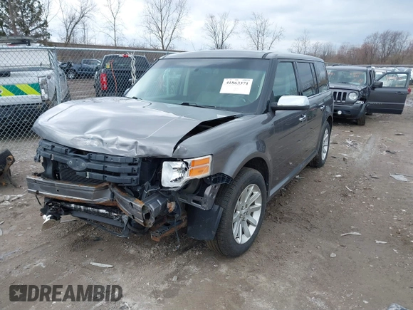 2009 Ford Flex SEL z VIN 2FMDK52CX9BA27679, wystawiony jako IAAI lot #41863371 z przebiegiem 170 993 mil mil oraz . Historia ofert i sprzedaży dostępna na DreamBid. Obrazek 18.