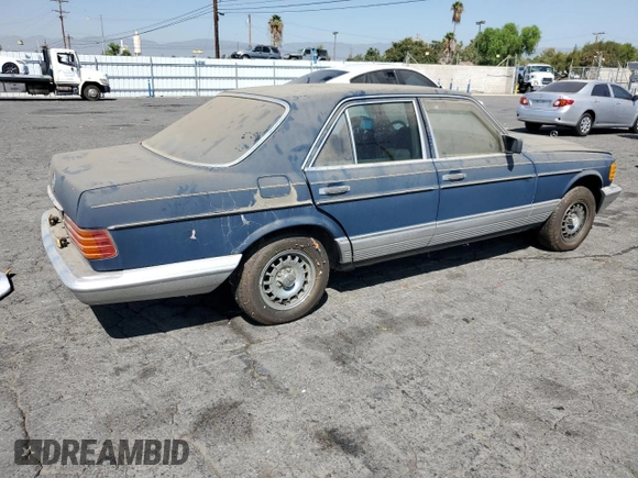 1984 Mercedes-Benz 300 SD z VIN WDBCB20A0EA023127, wystawiony jako Copart lot #72327594 z przebiegiem 257 727 mil mil oraz Szkoda całkowita • Salvage title. Historia ofert i sprzedaży dostępna na DreamBid. Obrazek 3.