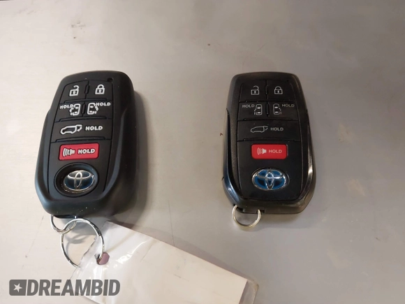 2021 Toyota Sienna XSE with VIN 5TDDRKEC2MS020565, listed as a IAAI auction lot 41539022 with 37,201 mi miles and . Bid and sale history available at DreamBid. Image 11.