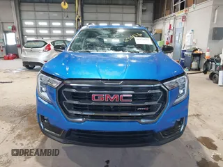 2024 GMC Terrain AT4 with VIN 3GKALYEGXRL264508, listed as a IAAI auction lot 41376126 with 8,045 mi miles and . Bid and sale history available at carsss.com. Image 13.