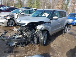 2015 Kia Soul + with VIN KNDJP3A51F7813052, listed as a IAAI auction lot 41186412 with 1 mi miles. Bid and sale history available at carsss.com. Image 17.