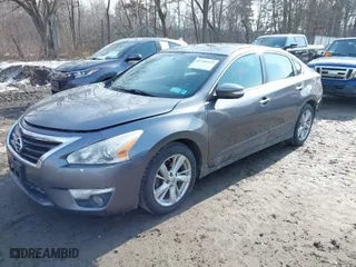 2015 Nissan Altima 2.5 S with VIN 1N4AL3AP9FC273461, listed as a IAAI auction lot 41706419 with 88,011 mi miles. Bid and sale history available at carsss.com. Image 2.