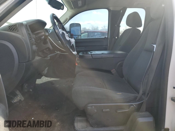 2009 Chevrolet Silverado 1500 LT with VIN 1GCEK29J79Z288566, listed as a Copart auction lot 47834105 with 203,615 mi miles and Salvage Title. Bid and sale history available at carsss.com. Image 7.