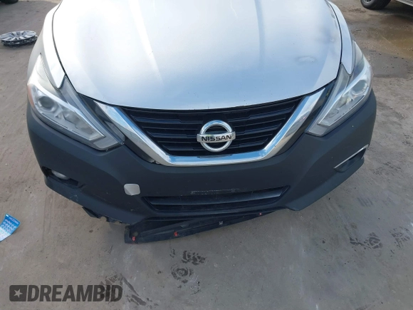 2017 Nissan Altima SL with VIN 1N4AL3AP6HC123908, listed as a IAAI auction lot 41670999 with 90,846 mi miles and . Bid and sale history available at DreamBid. Image 6.
